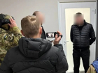 Экс-замглавы херсонского СБУ попался на взятке за ангары на 1,4 миллиарда гривен