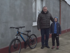 Константин Басюк подарил велосипед 10-летнему мальчику из Херсонской области 