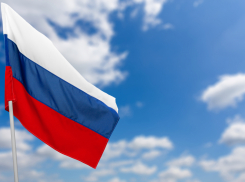 Росгвардейцы поздравили ветерана-подводника с Днём ВМФ в Херсонской области