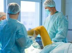 Начался некроз: врачи Краснодара спасли юного херсонца от ампутации ноги