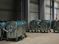 В Херсонской области появились 2049 новых контейнеров и 83 единицы техники для уборки мусора