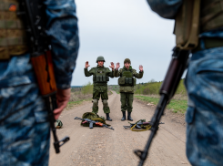 Пятеро боевиков ВСУ переплыли Днепр и сдались российским бойцам