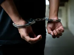 В Херсонщине разоблачён «бизнес» на фиктивной регистрации: 54-летний житель попался на уловке с узбекистанцами