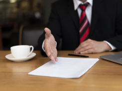 Сальдо пообещал помощь предпринимателям Геническа после пожара на рынке