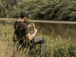 Херсонских рыбаков не пугают заминированные берега Днепра