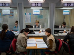 Справки, дроны и очереди усложнили оформление жилья жителям Херсонской области