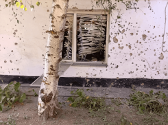 В Каховке украинские боевики обстреляли здание водоканала