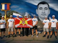 Росгвардия Херсонщины почтила погибшего Героя России Катериничева забегом на 1600 метров