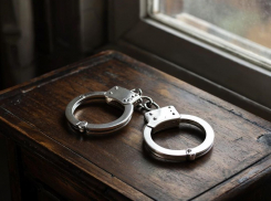 На правобережье Херсонщины чиновница пустила на ветер полмиллиона гривен