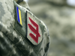 Боевик ВСУ устроил стрельбу по машинам в Херсоне