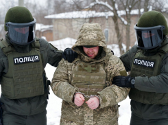 В Херсоне полицейские сломали ногу ВСУшнику