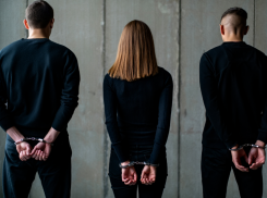 В Херсонской области украинские власти незаконно преследуют троих россиян за госизмену