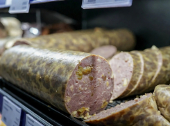 Каховский мясокомбинат производил непригодную в пищу колбасу