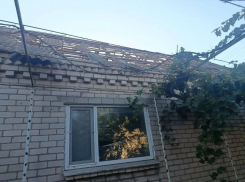 ВСУ обстреляли херсонские поселения: двое мужчин пострадали