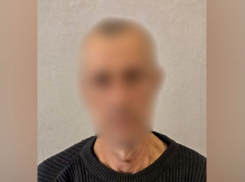 В Херсонской области мужчина украл из машину круглую сумму денег