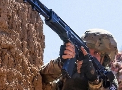 «Догнали и уничтожили»: российские бойцы сожгли американский HMMWV под Херсоном