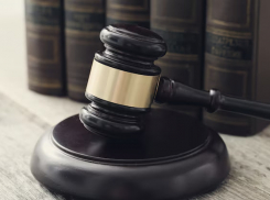 В Скадовске местную жительницу заочно приговорили к 9 годам тюрьмы