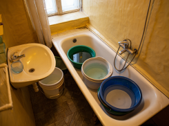 В Скадовске жители просят власти срочно организовать подвоз воды