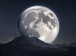 Небесное чудо над Херсонщиной: где и как наблюдать Бобровое суперлуние