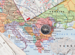 Поздняков: госслужащие получили карты с Одессой, Херсоном, Запорожьем в составе России