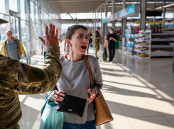 В Херсоне девушку избили в магазине за русский язык