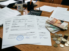 Платят фонду, убирают сами: жители дома в Скадовске пожаловались на начисления за содержание жилья
