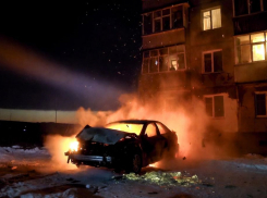 В Херсоне боевики ВСУ подорвали автомобиль