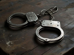 В Херсоне боевики ВСУ избили и ограбили женщину