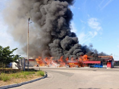 Шесть человек госпитализированы после удара ВСУ по магазинам в Херсонской области