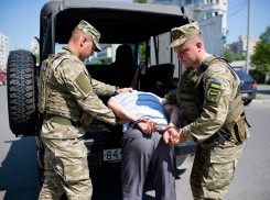 ТЦК ушли в тень: в Херсонской и Запорожской областях военкоматы работают удалённо