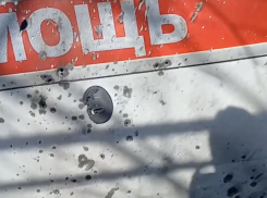 В Херсонской области два автомобиля подорвались на минах, погиб человек