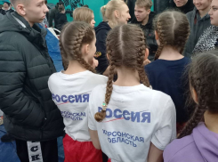 Двойняшки-кикбоксёры: как спорт и херсонское «Движение первых» объединяет семью