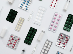 Лже-аптекаря из Херсонской области оштрафовали за продажу лекарств без лицензии 