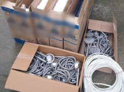 Десятки душевых леек и технику украли трое скадовчан из пустующего пансионата