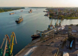 Портовики Херсонщины остались без зарплат даже после вмешательства прокуратуры