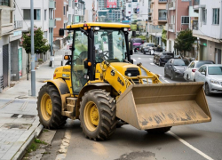 Тракторист обрушил железобетонную плиту на человека в Херсонской области