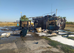 В Херсонской области ВСУ ранили женщину, повредили ж/д станцию и АЗС