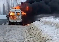 В Херсонской области машина скорой помощи подорвалась на мине