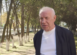 Сергей Гармаш обеспечил почти 300 учеников генического интерната новой мебелью