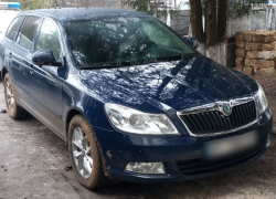 Полицейские задержали пьяного угонщика в Херсонской области