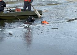 В Херсонской области пятеро детей провалились под лёд: трое из них погибли