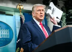 Новости СВО: США хочет подчинить Москву, удар дронами по Северному флоту и под Херсоном кремировали сотни боевиков ВСУ