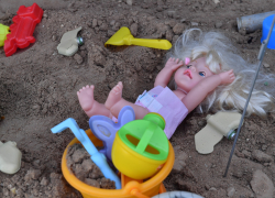 Боевики ВСУ минируют перекрестки улиц в Херсоне и ждут ВС РФ