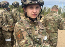 Хрупкая девушка из Херсонщины порвала соперников во Всероссийских военных соревнованиях