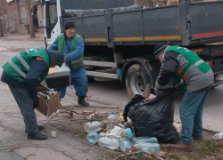 В Херсоне ВСУ взорвали коммунальщиков, бросив взрывчатку в мусор