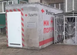 В Херсоне укрытие оказалось закрыто во время обстрела