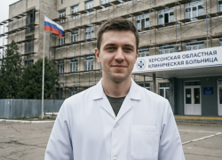 За переезд в Херсонскую область врачам вдвое сократят срок обязательной отработки