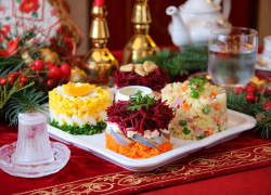 Стало известно, во сколько обойдётся новогодний салат оливье для херсонцев