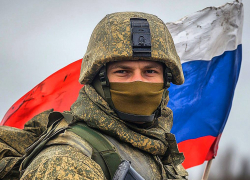 Появились кадры установленного флага РФ в селе Велетенское под Херсоном