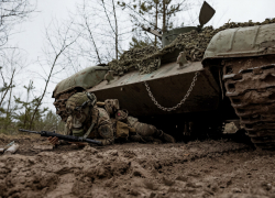 Новости СВО: на кладбищах Украины нет места, Кремль ждёт переговоры, удар возмездия в Херсоне